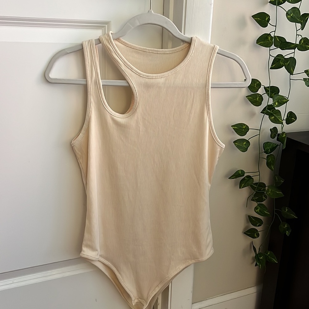 NWOT Amazon Cream Cut Out Body Suit
